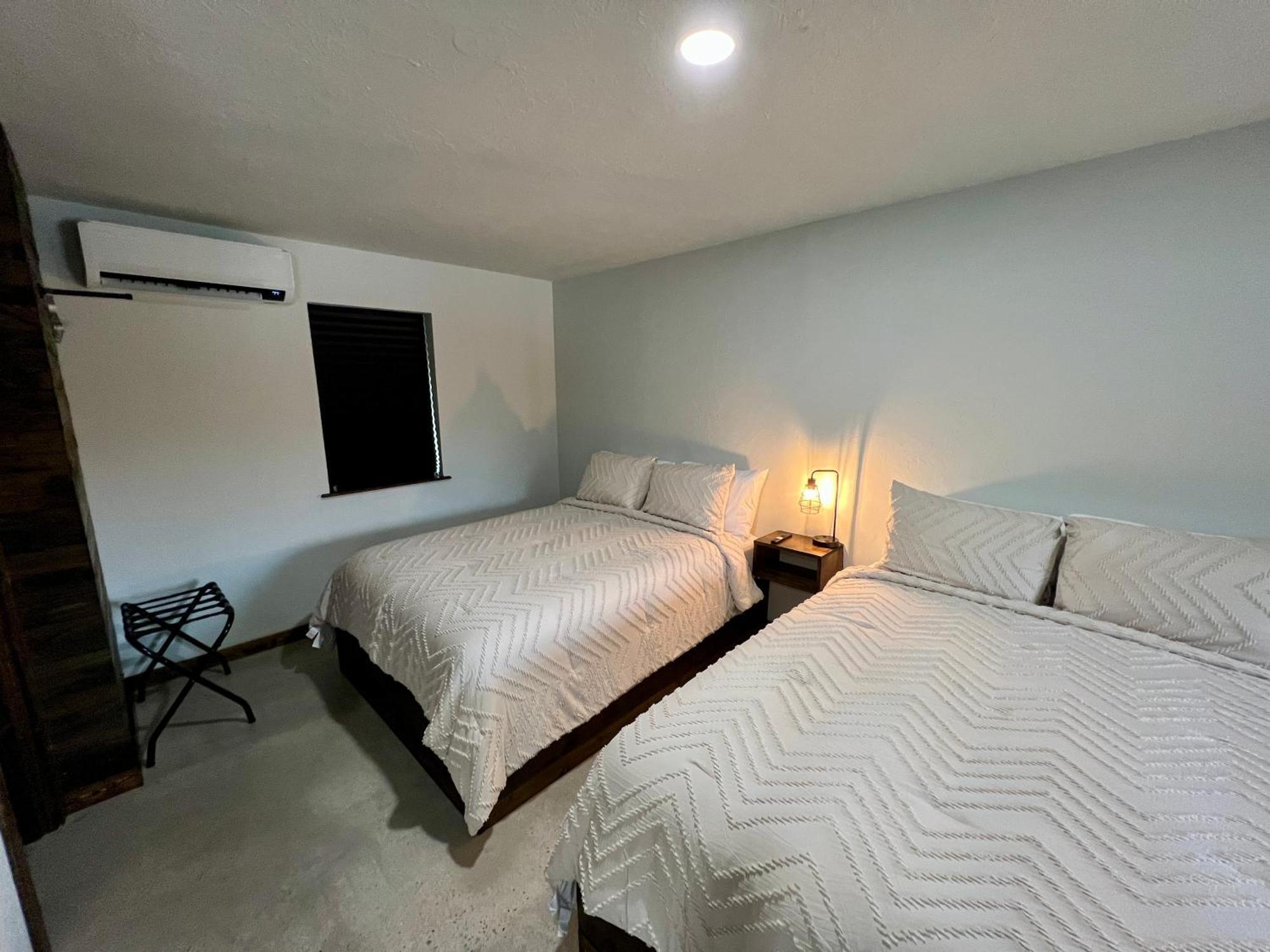 Мотель The Rocky Retreat Cookson Экстерьер фото